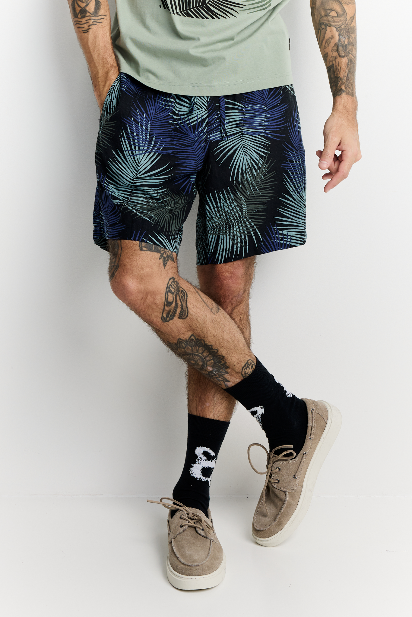 22784499004_1; Finlayson PALMA Shortsit Tummansininen / Salvianvihreä / XL