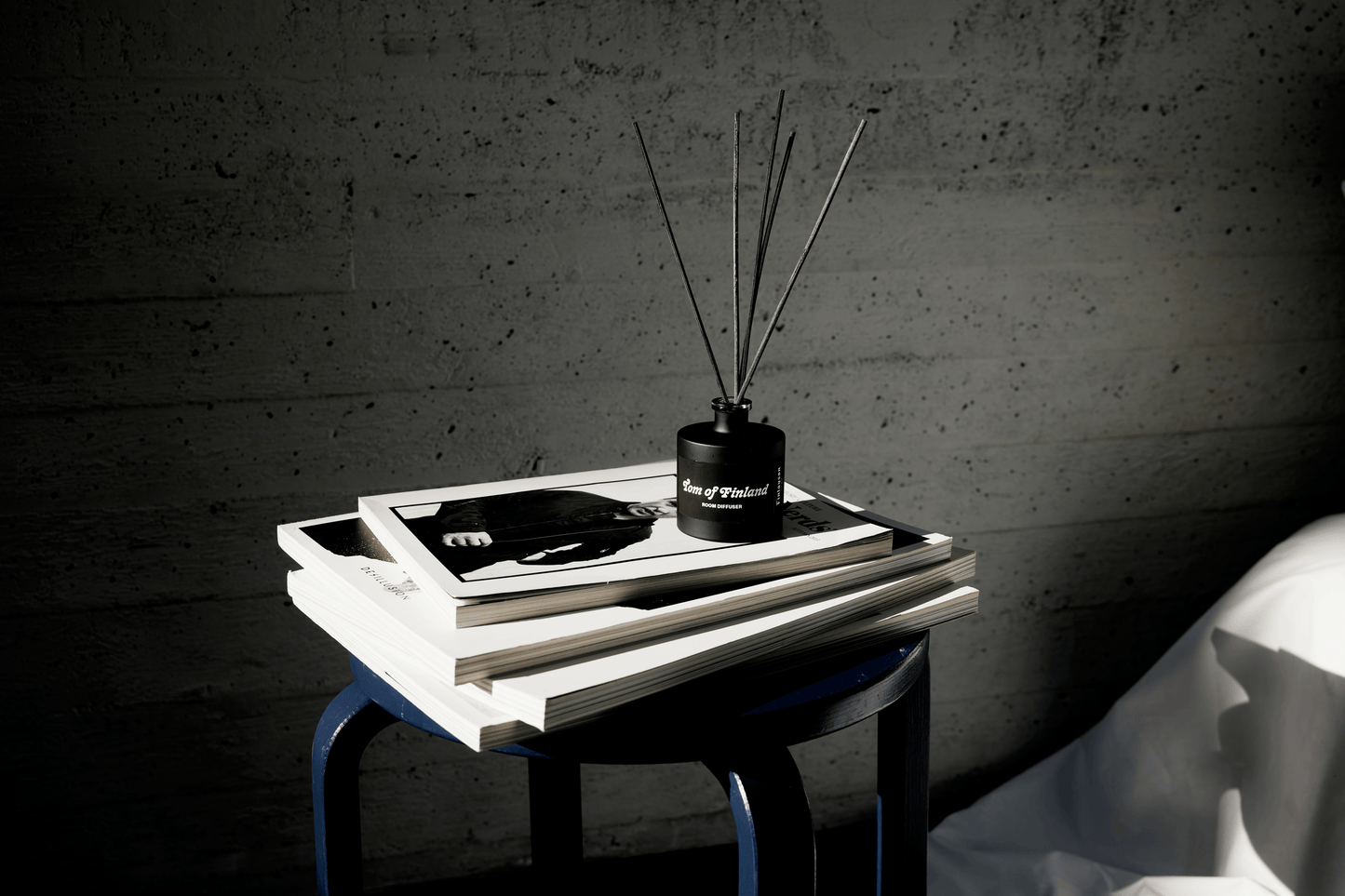 Tom of finland Tom of Finlad huonetuoksu