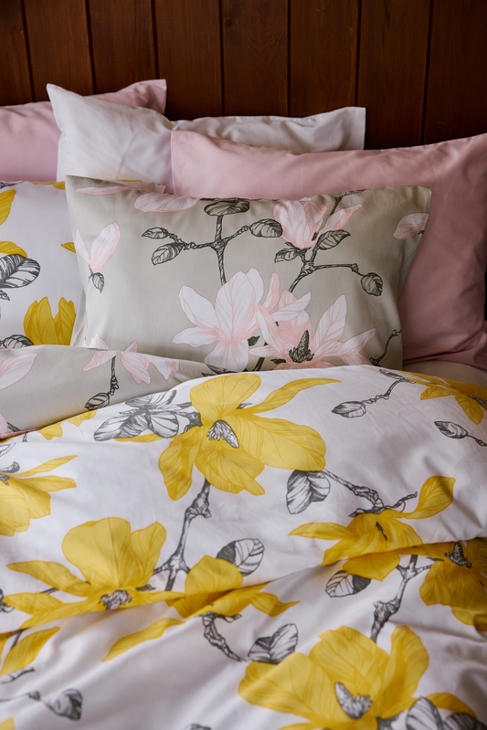 Magnolia satiinipussilakanasetti makuuhuone