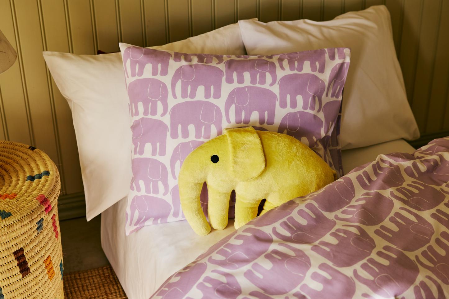 60136-4547-29-10_3; Finlayson Elefantti Tyynyliina Vaaleanliila / 50x60 cm