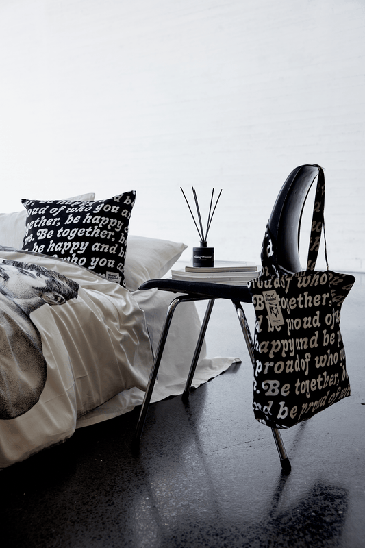 Tom of Finland Proud Koristetyynynpäällinen outlet-sisustus