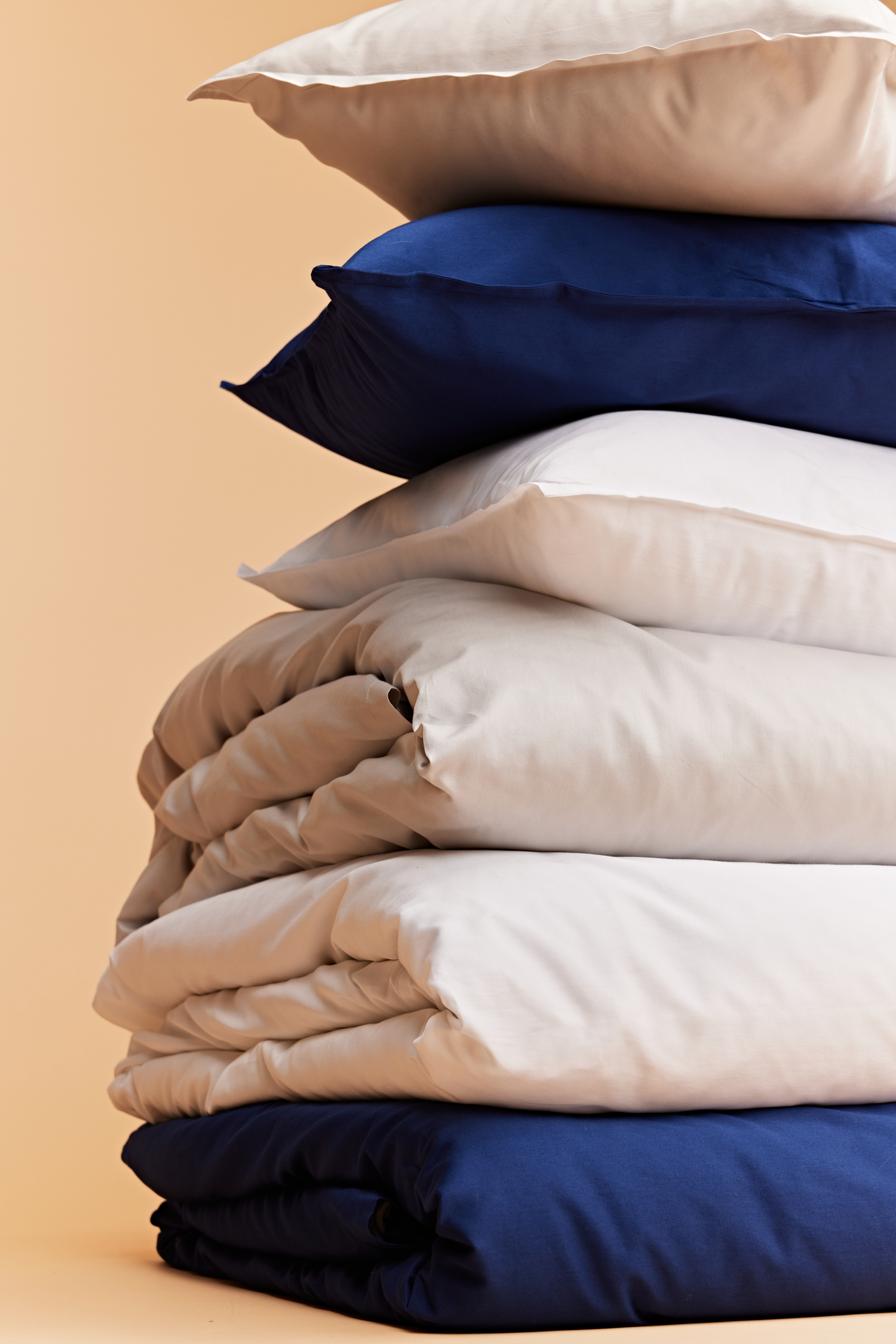 60715-0100-01-06_1; Finlayson Uni Satiinipussilakanasetti Valkoinen / 150x210 + 50x60 cm