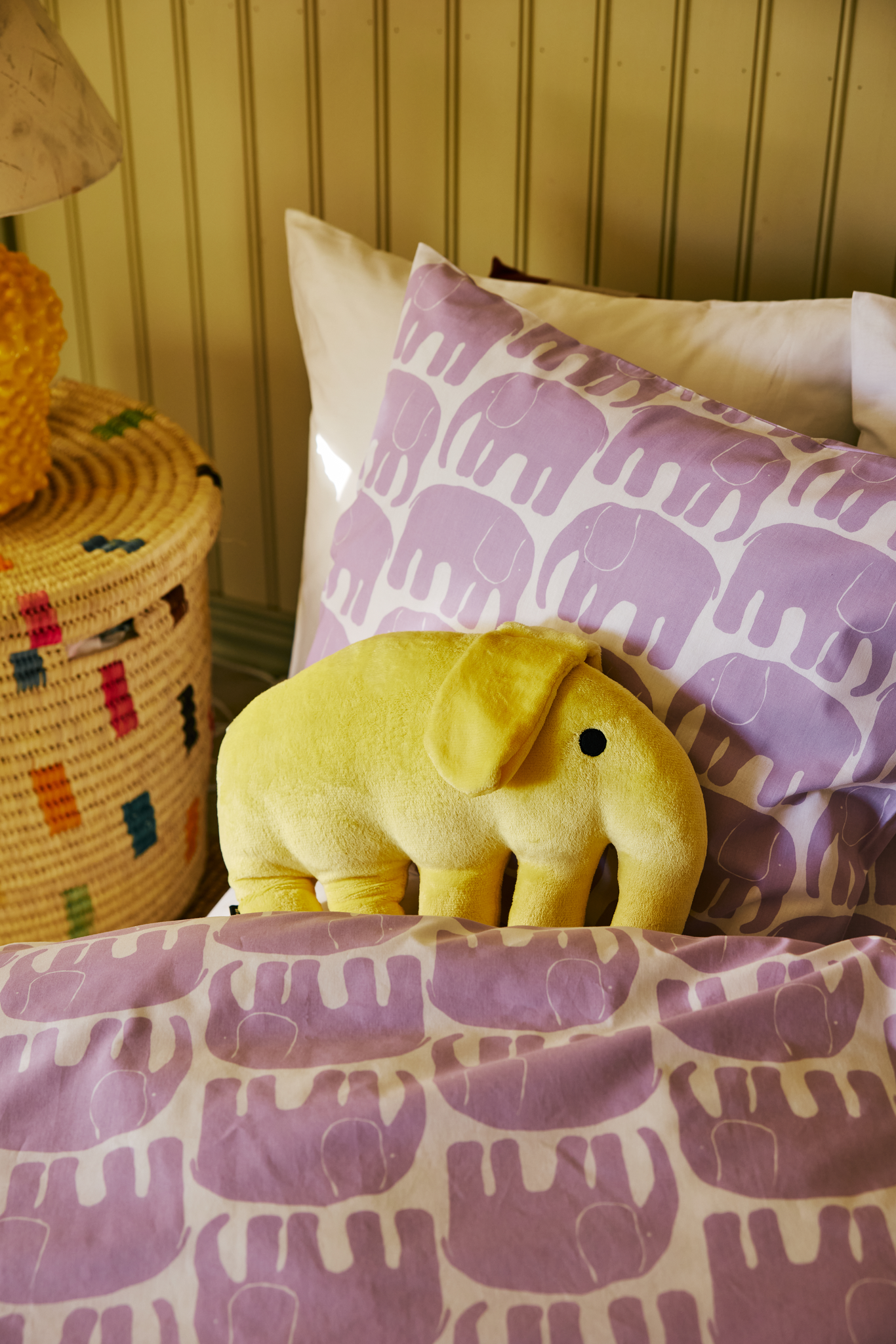 60136-4547-29-10_4; Finlayson Elefantti Tyynyliina Vaaleanliila / 50x60 cm