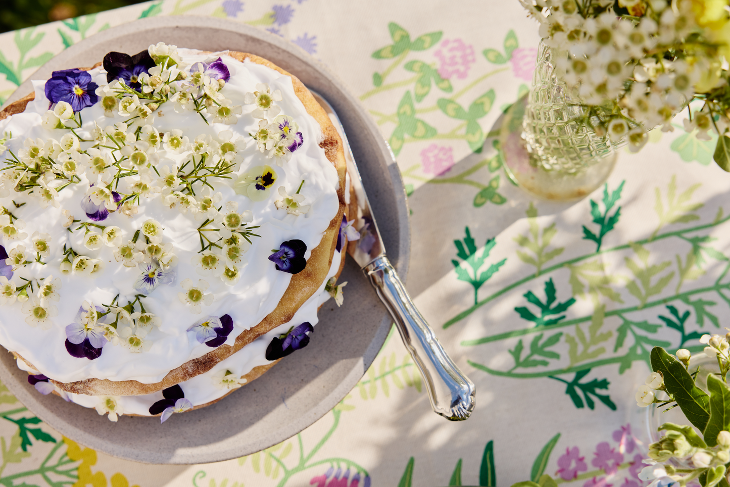 80419-5502-02-06_3; Finlayson Joutomaa Pöytäliina Luonnonvalkoinen / Vihreä / 145x250 cm