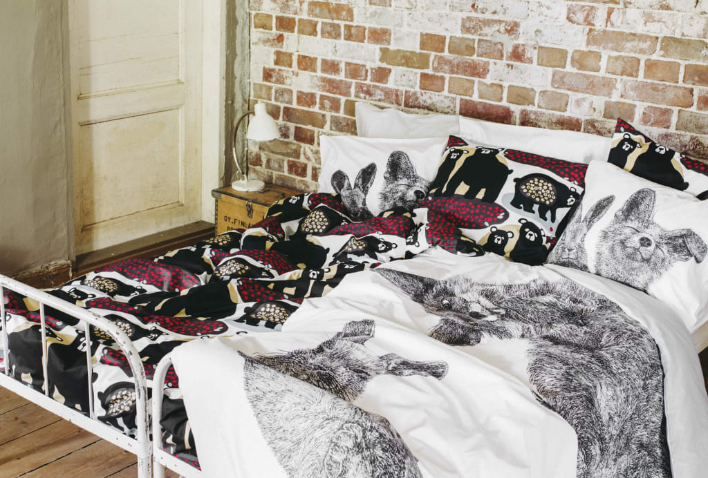 60136-4961-01-10_3; Finlayson Villipedot tyynyliina Musta / Valkoinen / 50x60 cm