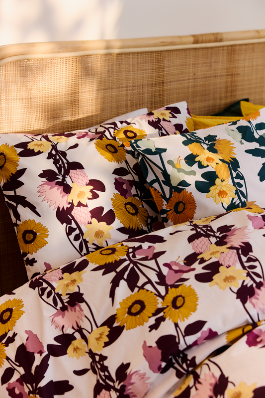 Kaksin tyynyliina loistopaivat