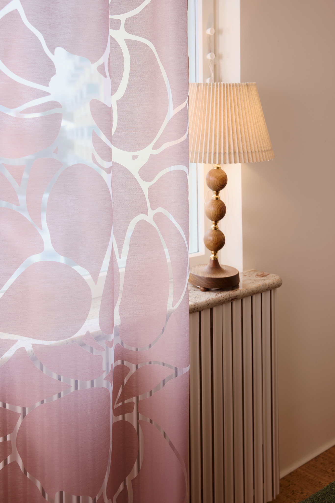 107217-4300_1; Finlayson Makeba  Malva / 140x250 cm 