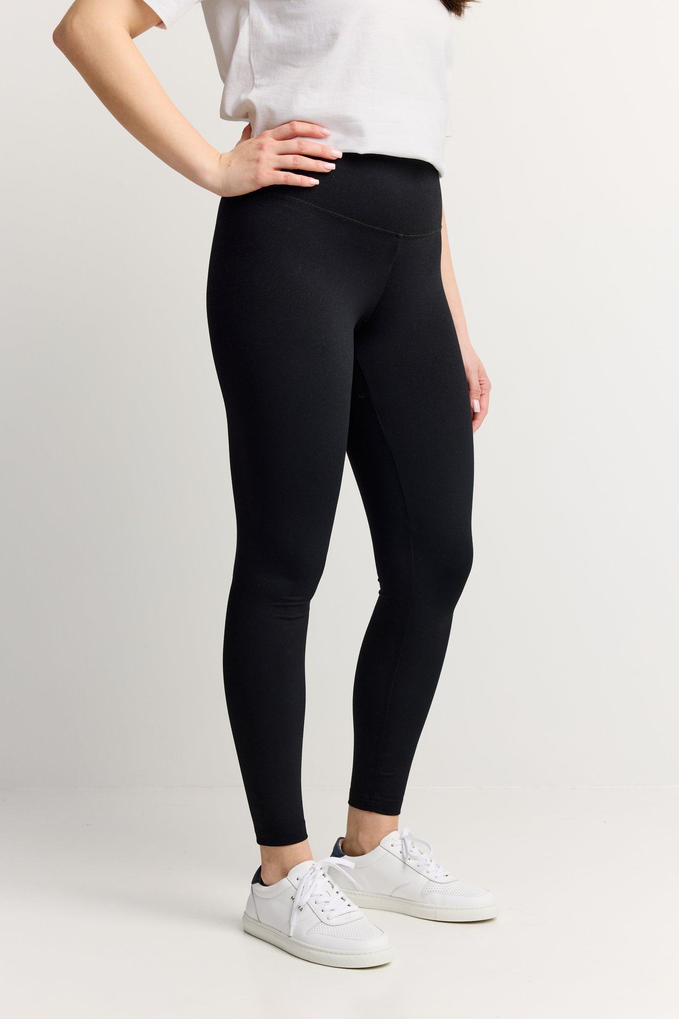 22209769006; 22209769005; 22209769004; 22209769003; 22209769002; 22209769001; Finlayson Perfect Leggingsit Musta / XS 