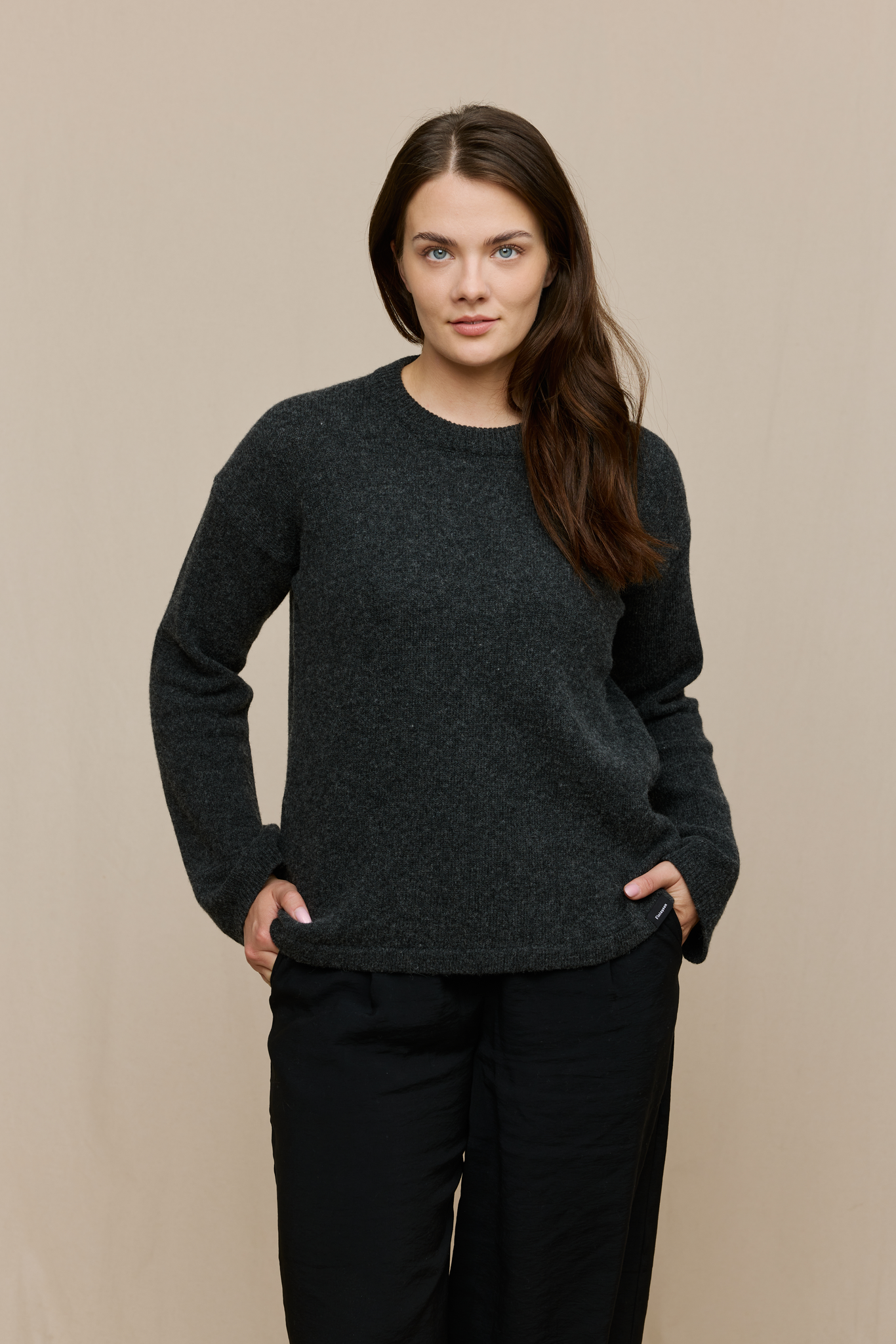 FW51007-968-XL; Finlayson Osmi Neule Antrasiitti / XL 