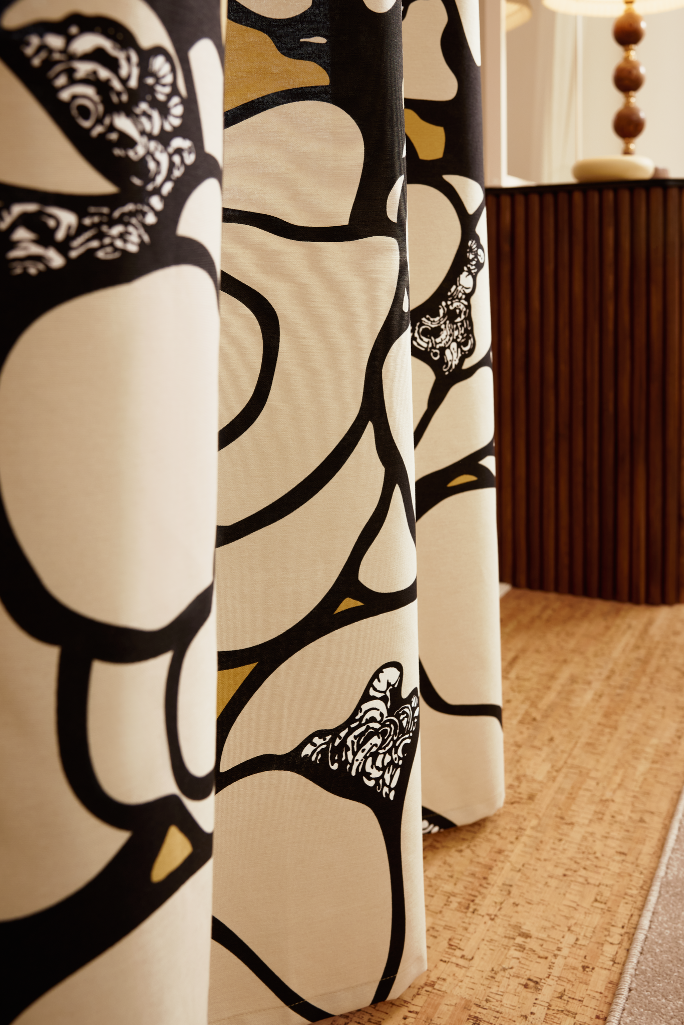 107212-1203_1; Finlayson Makeba  Camel / 140x250 cm 