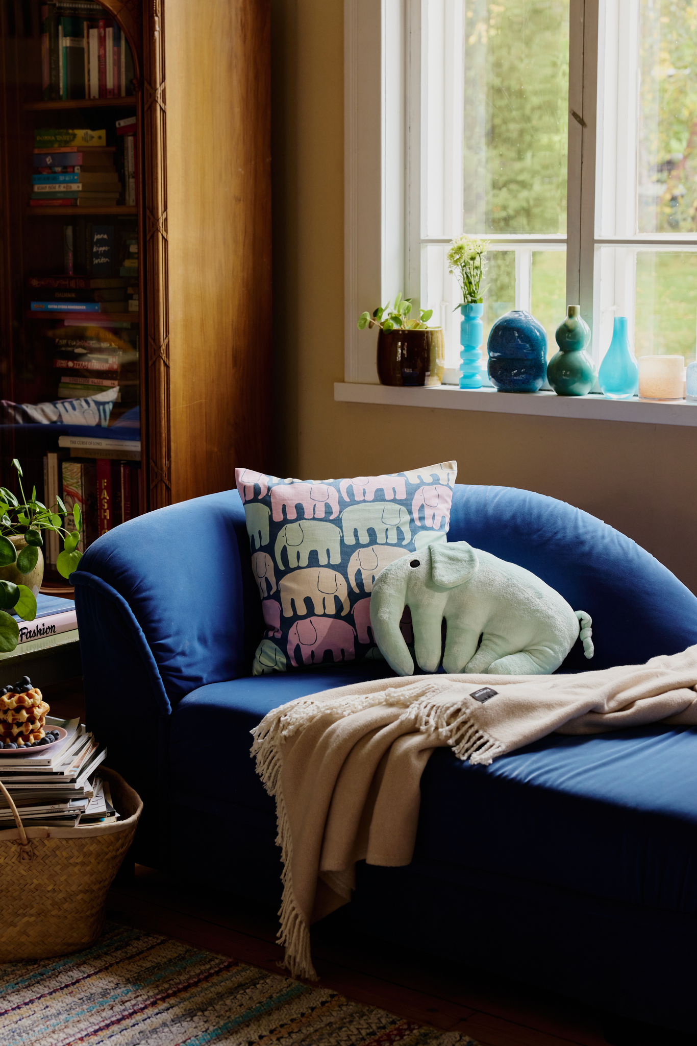 80811-4547-30-04_2; Finlayson Elefantti Koristetyynynpäällinen Multi Siniharmaa / Pastelli / 48x48 cm 