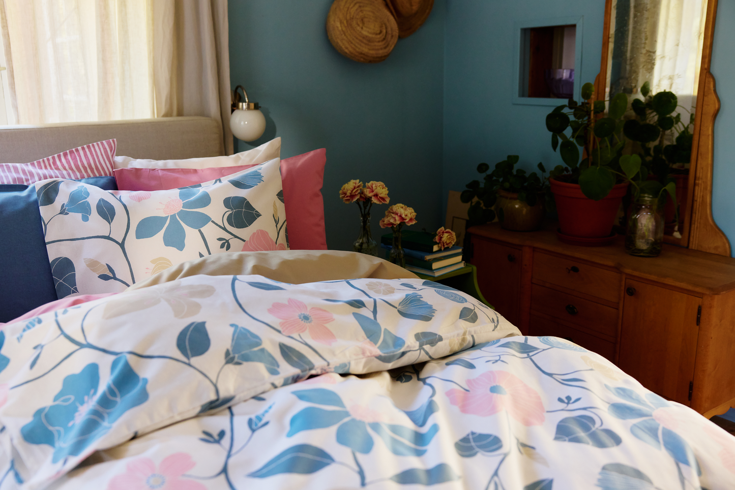 60653-4287-10-06_3; Finlayson Unelma Pussilakanasetti Sininen / Vaaleanpunainen / 150x210 + 50x60 cm 