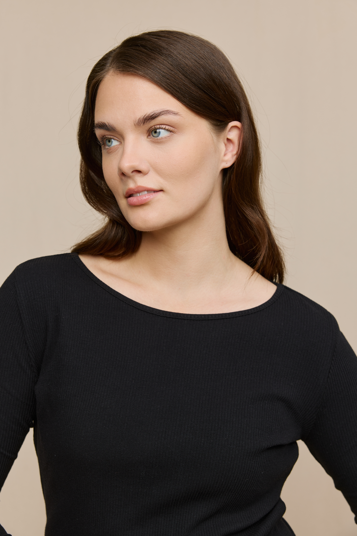 FW12001-999-L_3; Finlayson Alda Loungepusero Musta / L 