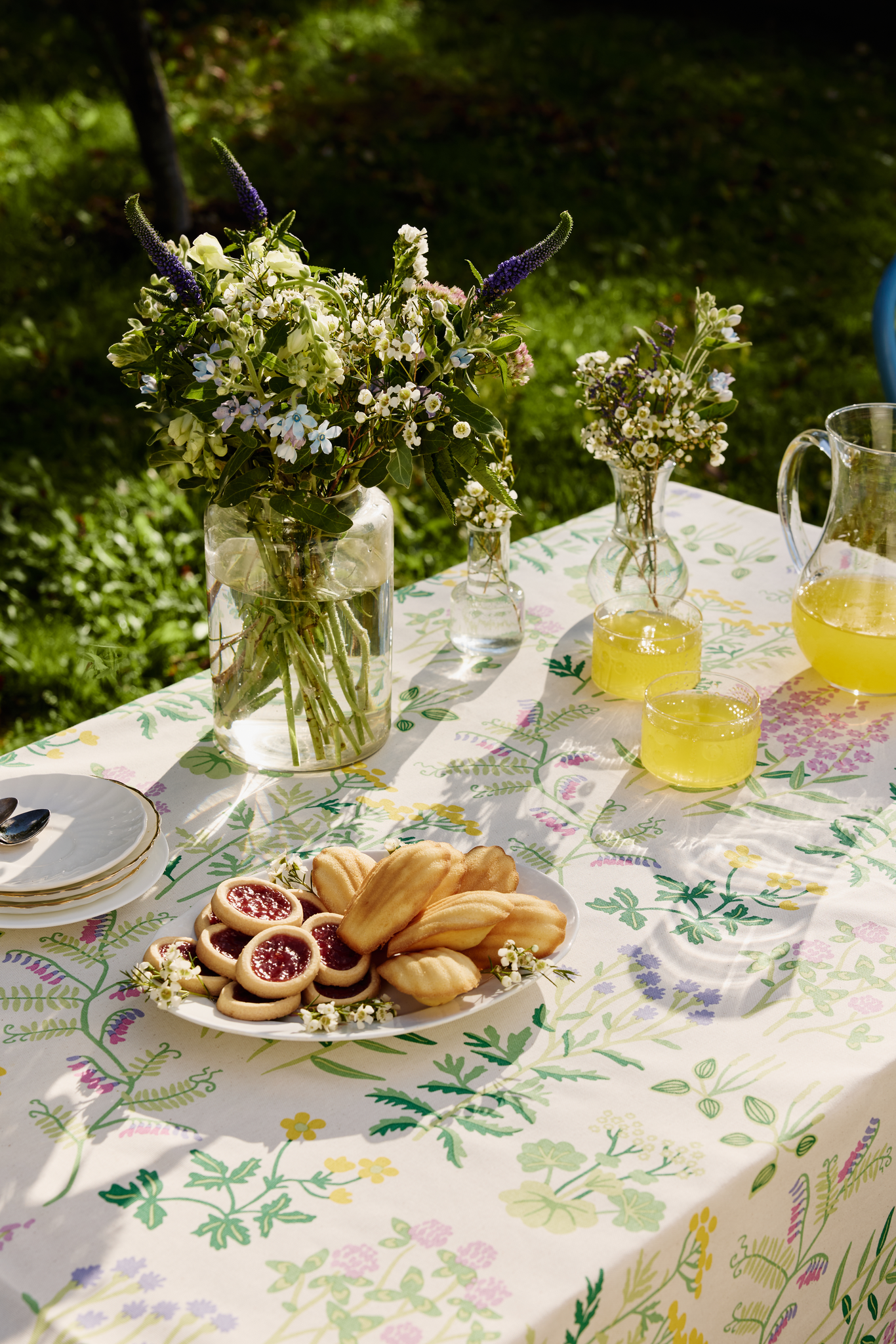 80419-5502-02-06_2; Finlayson Joutomaa Pöytäliina Luonnonvalkoinen / Vihreä / 145x250 cm 