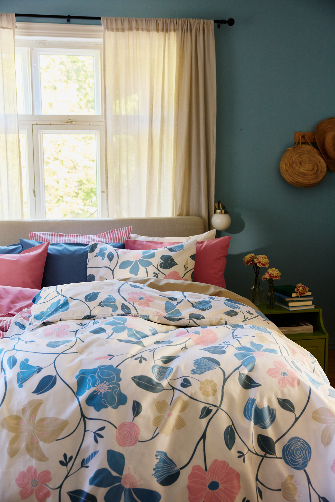 60653-4287-10-06_1; Finlayson Unelma Pussilakanasetti Sininen / Vaaleanpunainen / 150x210 + 50x60 cm 