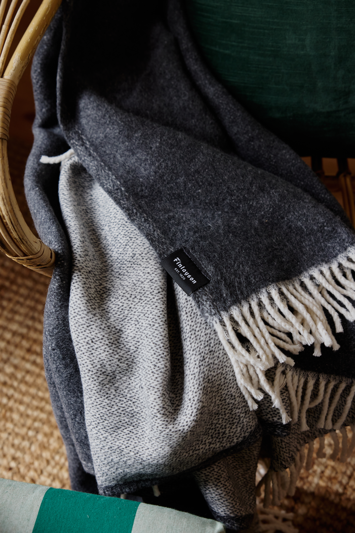 20999-0033-03-04_1; Finlayson Sulo Torkkupeitto Harmaa / 140x160 cm; 