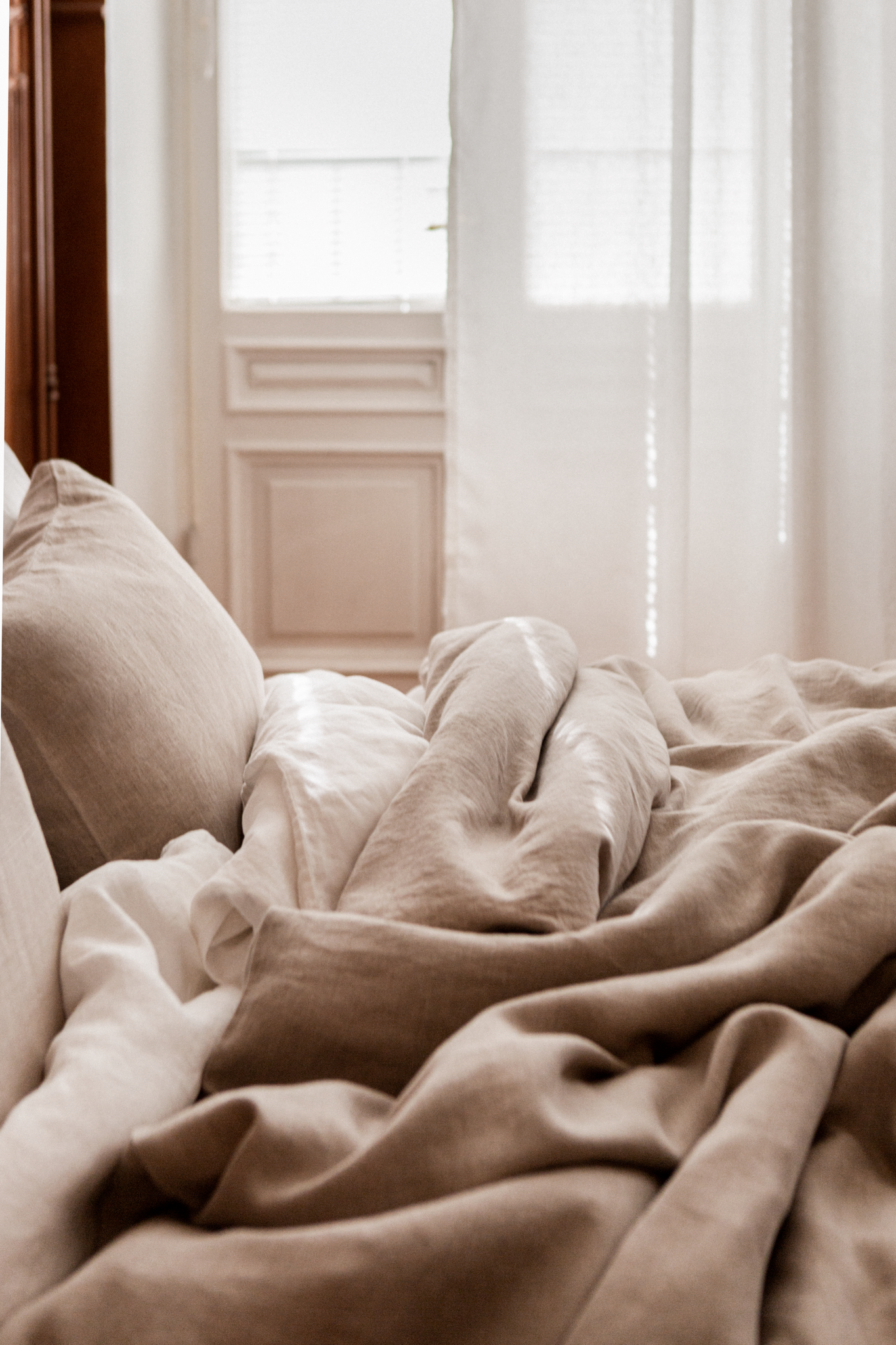 60750-0200-01-06_4; Finlayson Jesus Pellavapussilakanasetti Pellava / 150x210 + 50x75 cm 