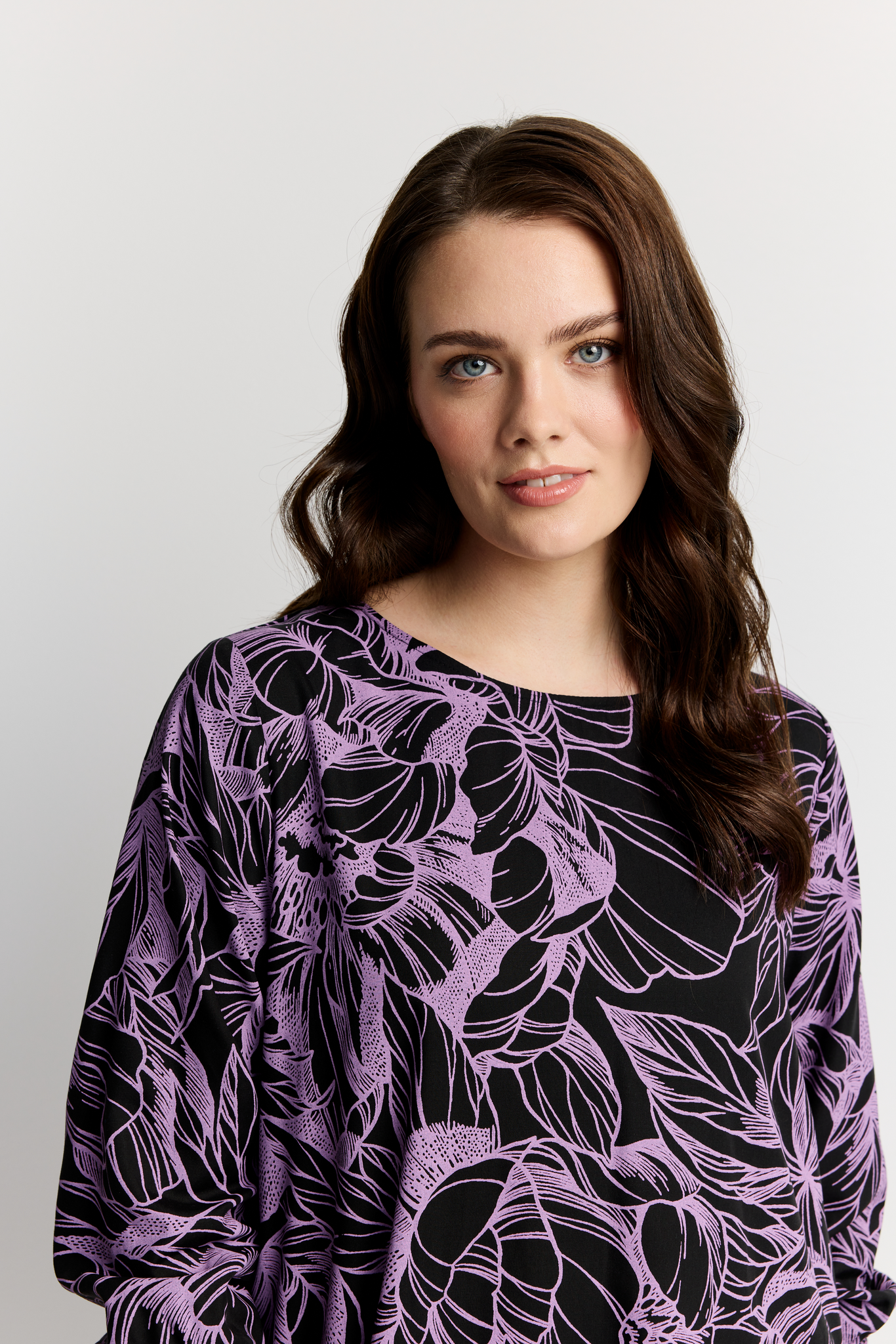 FW75001-941-S_1; Finlayson Pioni Mekko Musta / Malva / S 