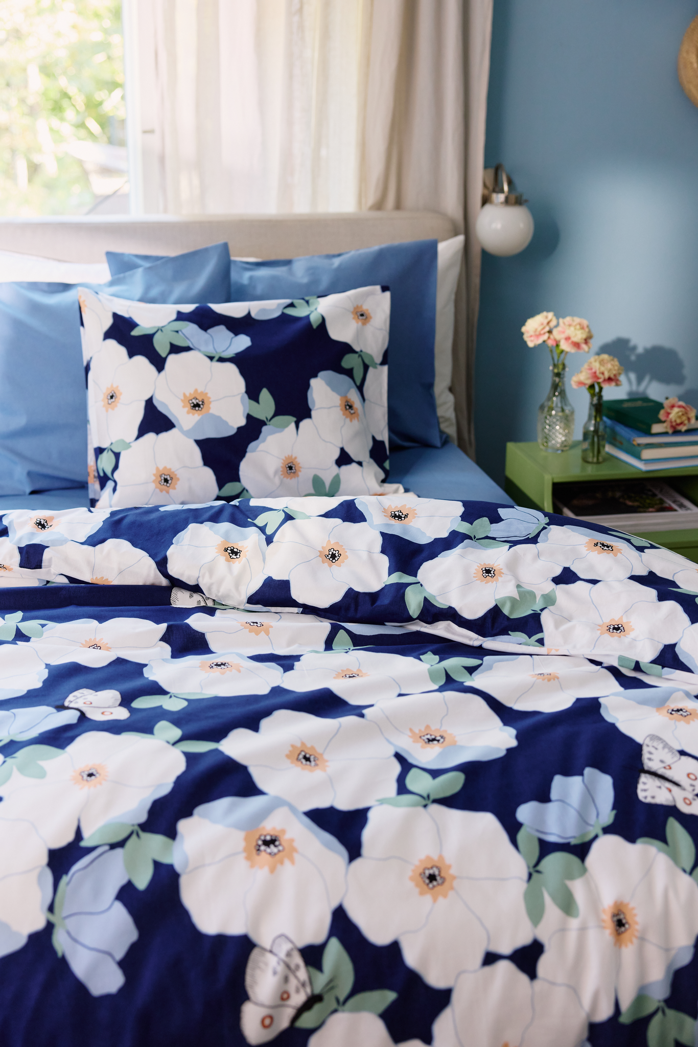 60136-5503-02-10_2; Finlayson Ruusa Tyynyliina Tummansininen / Salvianvihreä / 50x60 cm 