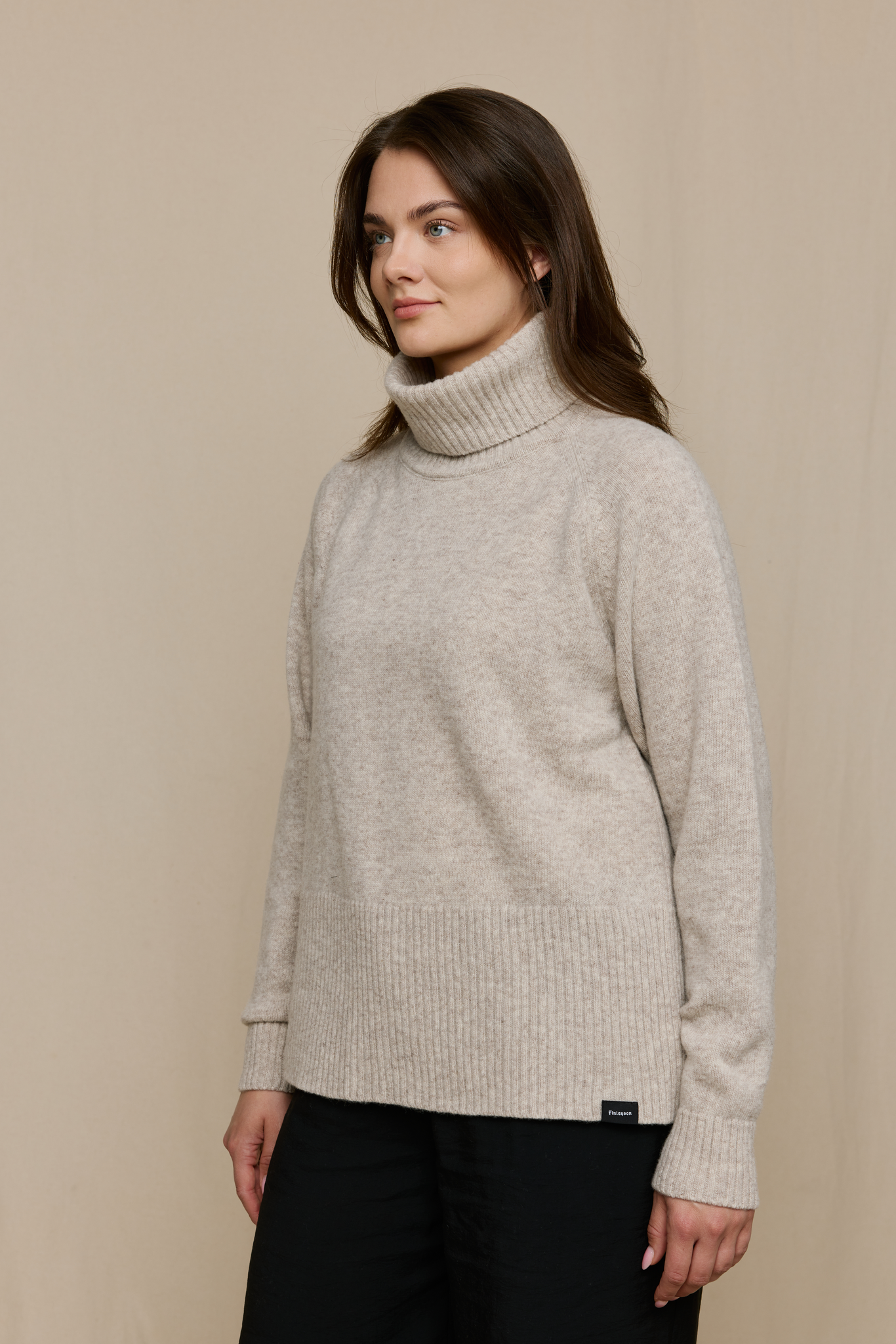FW51003-121-L_3; Finlayson Saima Neule Vaalea beige / L 