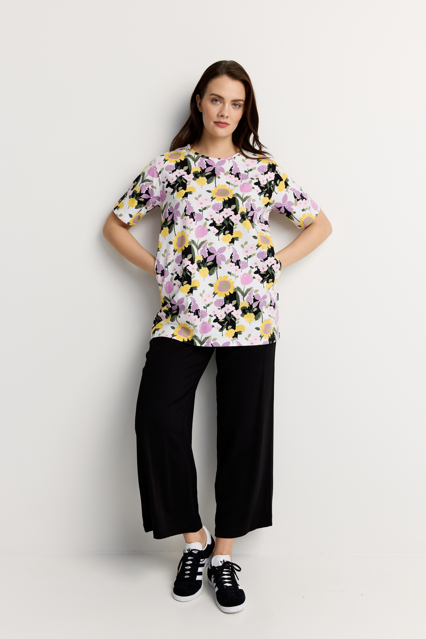 22784447004; Finlayson IHANA T-Paita Malva / Keltainen / XL 