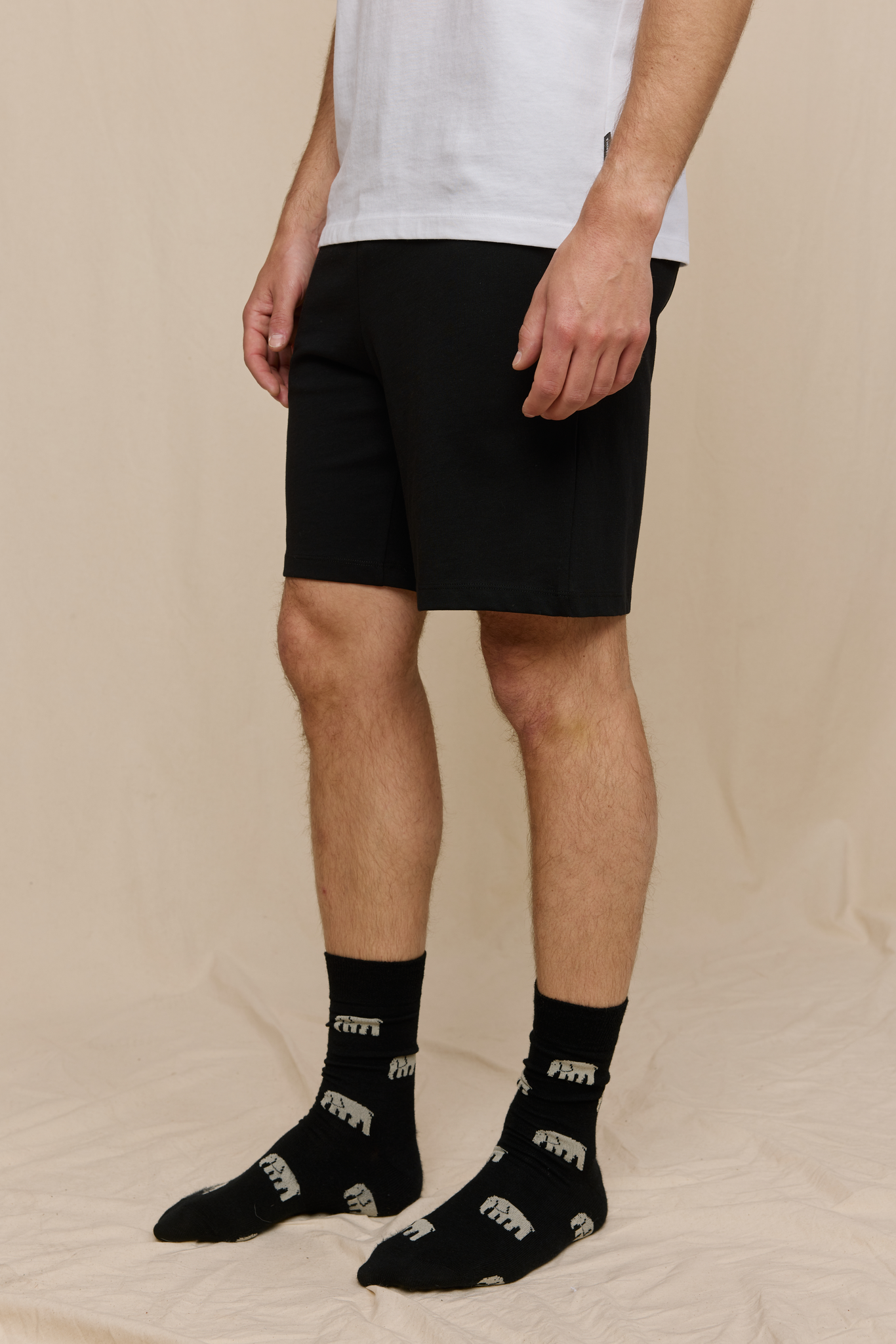 FM10004-991-L_4; Finlayson Kettu Pyjama Mustavalkoinen / L 