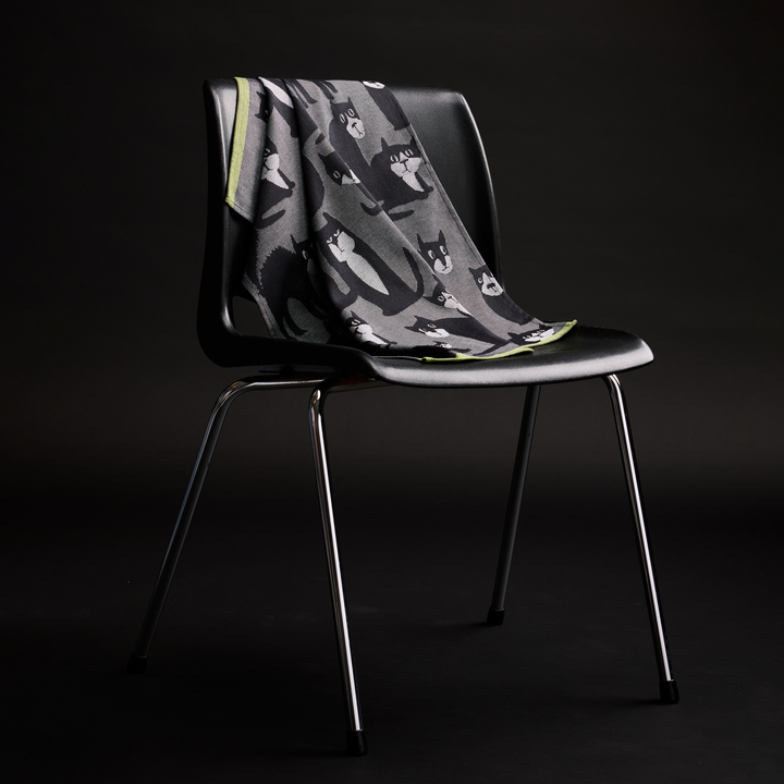 70900-5481-01-10; Finlayson Spot the dog Keittiöpyyhe Tummanharmaa / Musta / Lime / 50x70 cm 