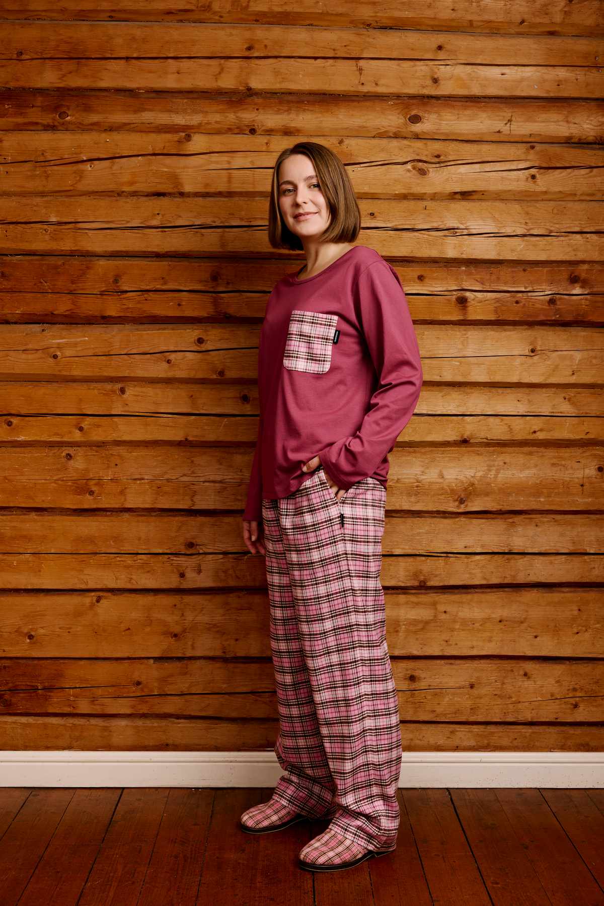 RW10002-431-XXL_1; RW10002-431-XL_1; RW10002-431-S_1; RW10002-431-M_1; RW10002-431-L_1; Finlayson Aino Pyjama Vaaleanpunainen / L 