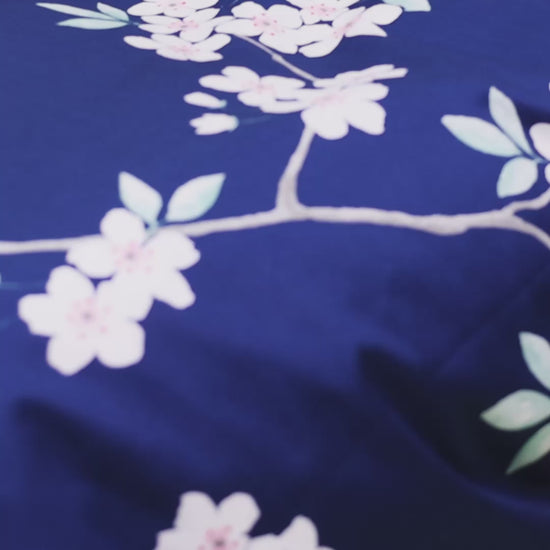 60712-4056-21-06_3; 60138-4056-21-10_3; Finlayson Kioto Satiinityynyliina Tummansininen / 50x60 cm 